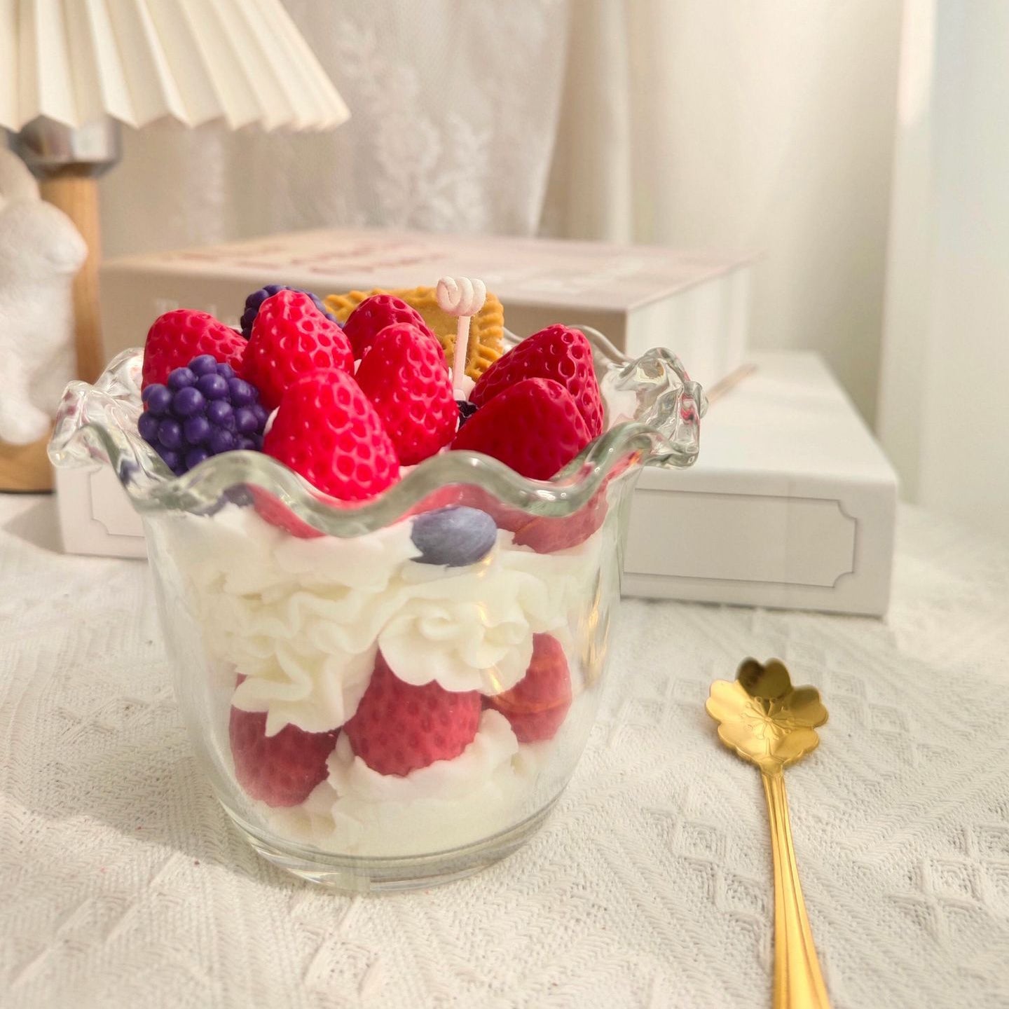 Waikiki Sunrise Parfait fruit candle