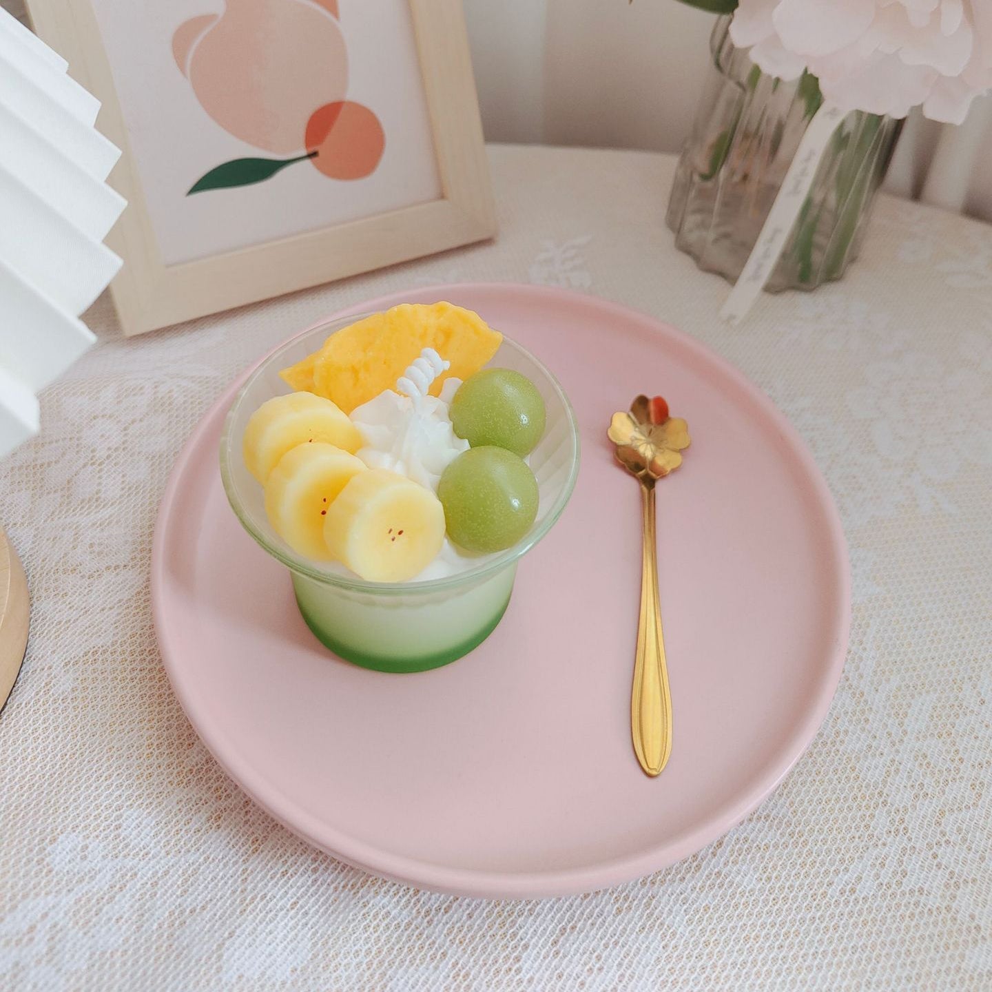 Lemon Meringue Scoop dessert candle